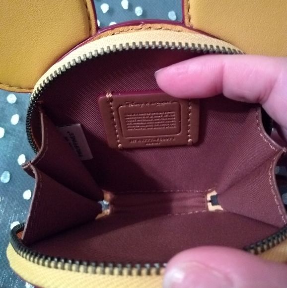 🆕 Coach Disney Mickey Mouse Coin Case - Picture 7 of 8
